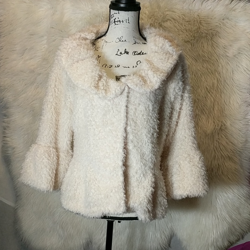 Carolyn Taylor cream jacket